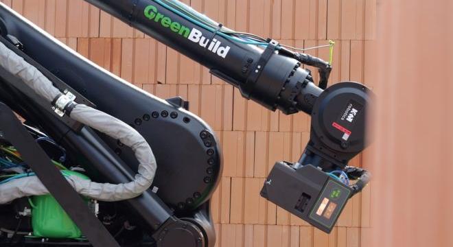 Robot épített szerkezetkészre egy családi házat Budapesten