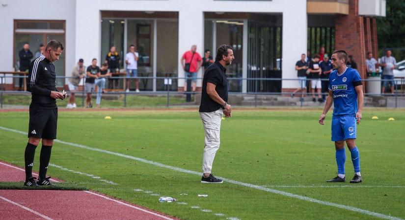 Jobb volt hétgólos meccset játszani, mint egy nulla nullát – mondta Varga Attila, a Karcag edzője