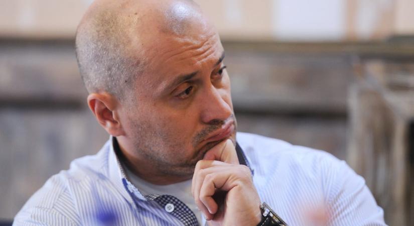 Tarjányi Péter azt állítja, a félretett pénzéből indít politikai mozgalmat, amiben már 50 szakértő dolgozik