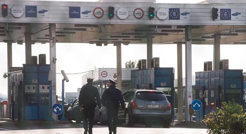 Változás a szabolcsi határon! Nem lesz elég az útlevél, egyéni aktákat nyitnak, újlenyomatot is vesznek