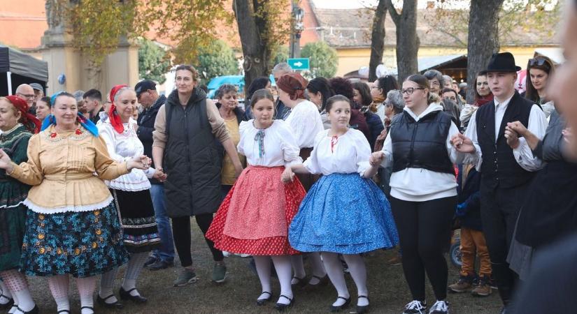 Jön a Pécsváradi Leányvásár, itt vannak a részletek
