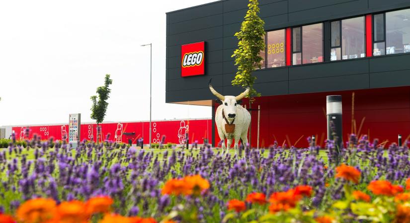 A világ második legnagyobb LEGO-gyárát adták át Nyíregyházán