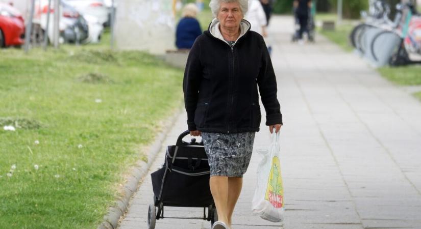 Harminc év múlva a lakosság harmada 60 évnél idősebb lesz