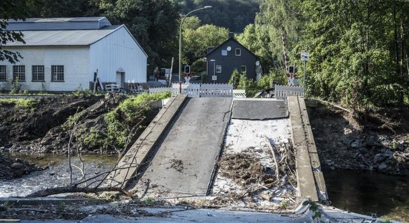 Európa kijózanító berlini pofont kapott: a német költekezésben bízik mindenki, de még az autópályákat se tudják felújítani