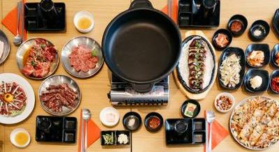 Márványos húsok és K-pop-sztárok – A Gangsikdang a koreai BBQ fellegvára