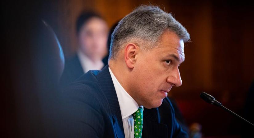 Lázár János: Magyar Péter miatt úszott el egymilliárd euró