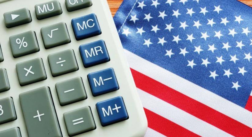 Baljós mumus tornyosul Trump feje felett – megbénul Amerika?