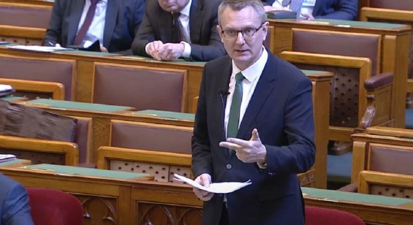 Rétvári Bence: A balliberális sajtó keservesen igyekszik tovább csavarni az álhírbotrányt