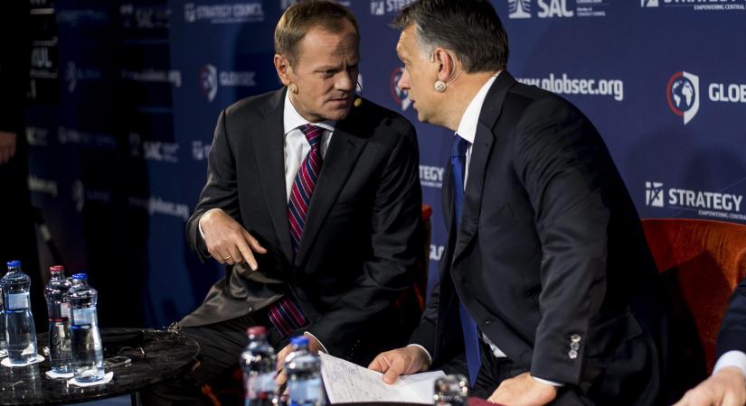 Orbán Tusknak: Lehet, hogy ön úgy gondolja, hogy háborúban áll Oroszországgal, de Magyarország nem