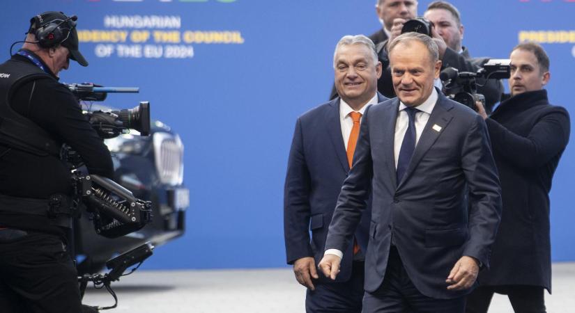 Orbán Viktor a lengyel kormányfőnek: Gondolhatod, hogy háborúban állsz Oroszországgal, de Magyarország nem