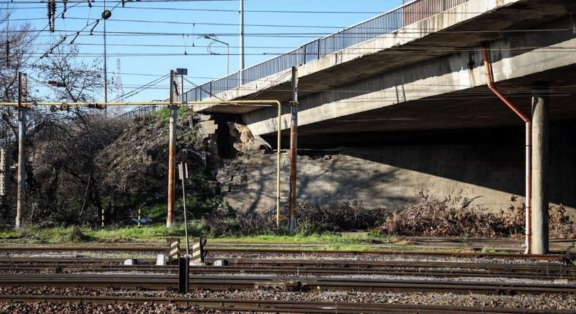 Már ismert a határidő: eddig tart az Abonyi úti felüljáró felújítása Szolnokon