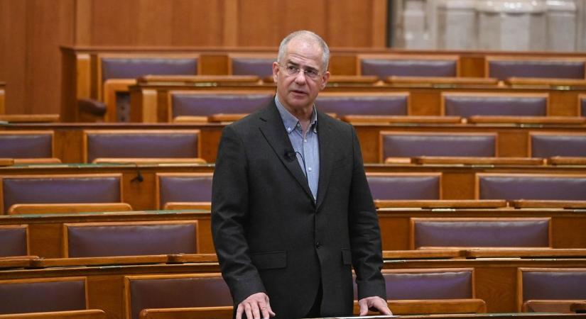 Parázs vita zajlott a parlamentben a politikai erőszak terjedéséről