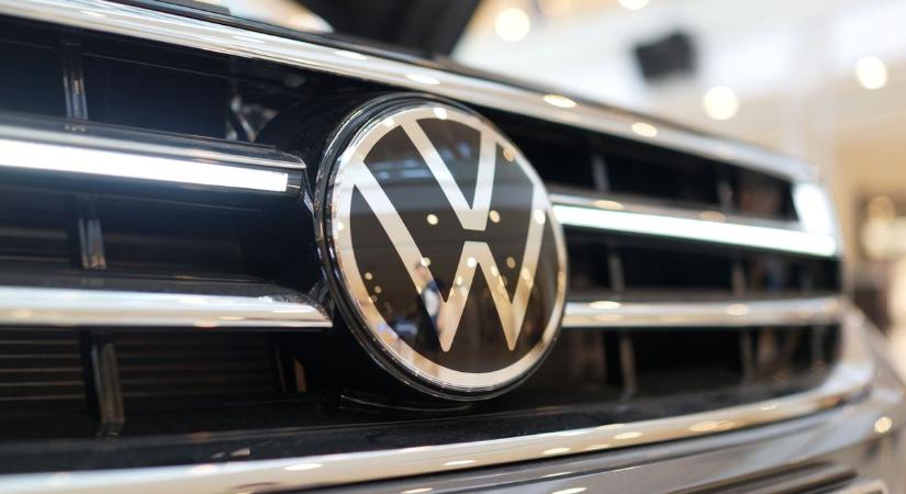 Ezért költöznek Magyarországra a német autógyárak: elege lett a Volkswagennek, tisztogatásba kezdett – százával rúgja ki a munkakerülő dolgozóit