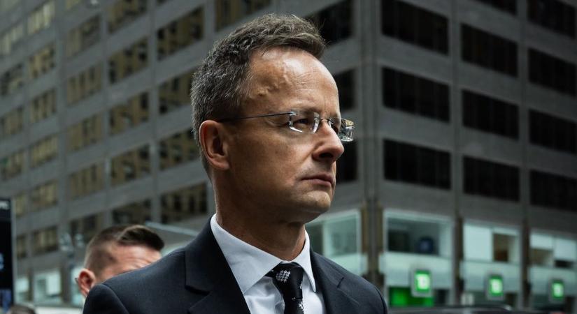 Szijjártó Péter durván szembesített mindenkit: tanuljunk Szerbia hibájából!