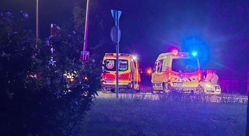 Nagy a baj: lángokban állt egy családi ház Pécsen, a lakóhoz mentő érkezett