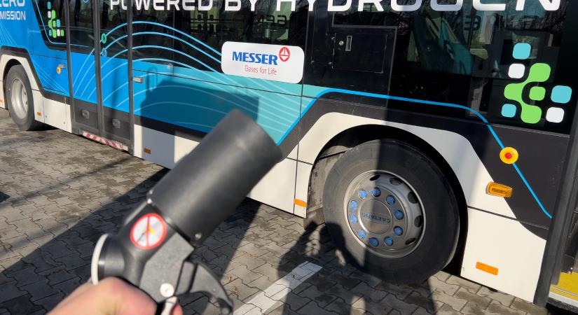 Egységben az erő: közösen fejleszt üzemanyagcellás buszt az Isuzu és a Toyota