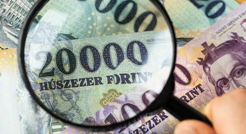 A forintig ért az amerikai hullám, de soha rosszabb hónapot