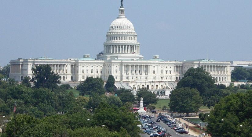 Azonnali hatállyal leállt Amerika kormánya, súlyos a helyzet az Egyesült Államokban
