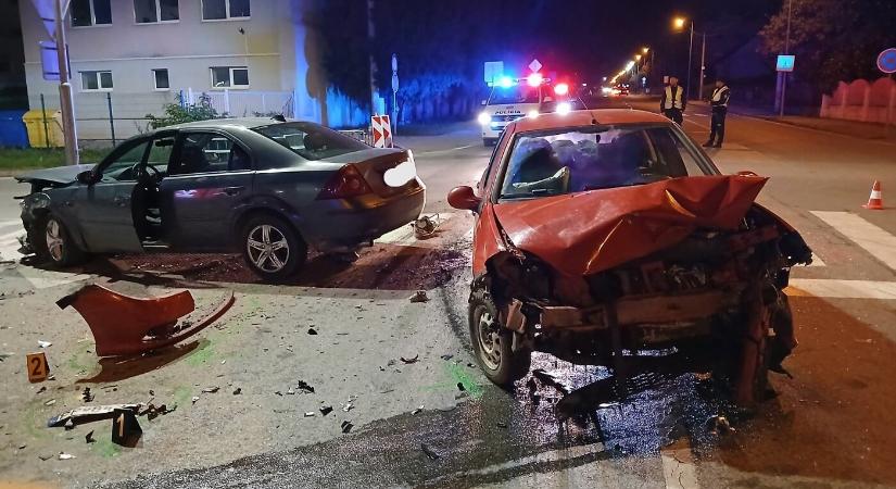 Karambol Rozsnyón: egy várandós nő és két kisgyermek a baleset áldozatai