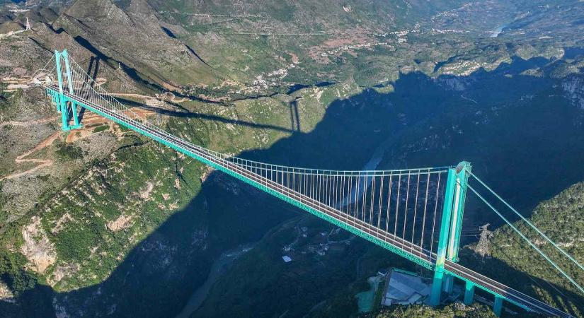 Megnyílt a nagyközönség előtt is a világ legmagasabban fekvő hídja