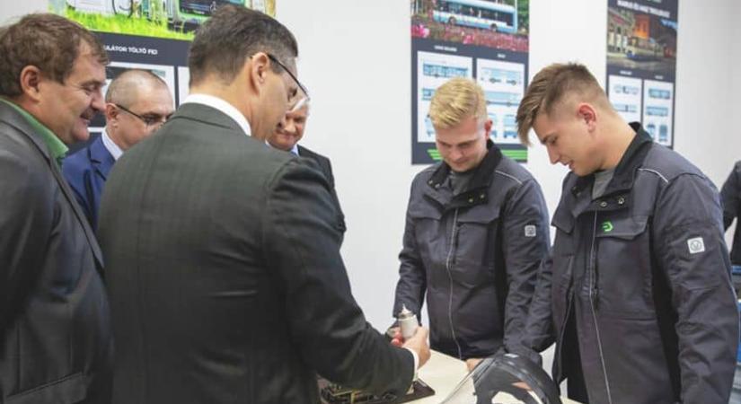 Újabb cég szállt be a duális képzésbe
