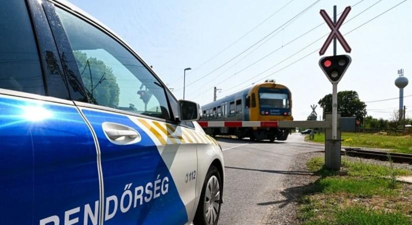 Szörnyű baleset, elsodort egy embert a füzesabonyi vonat
