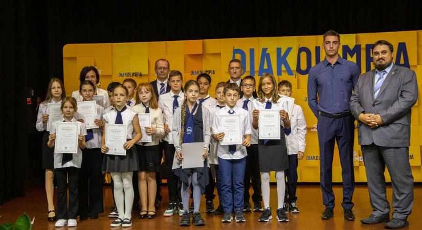 Diákolimpiai érmek és bajnoki címek: elismerést kaptak a kanizsai tanulók