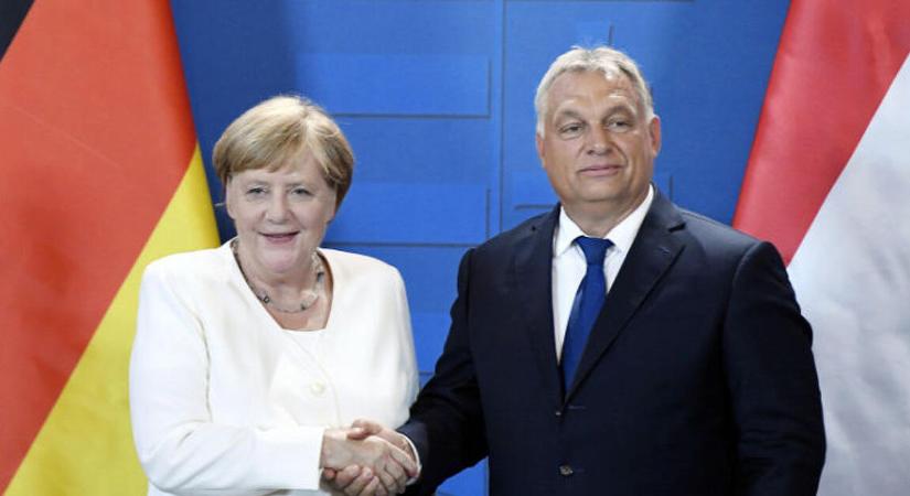 Angela Merkel Budapestre jött