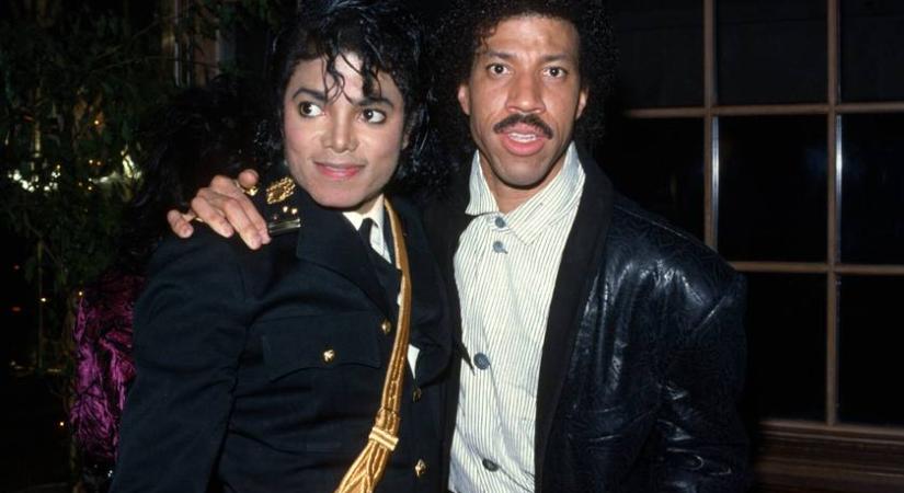 Folyton áradt a bűz Michael Jacksonból, állította Lionel Richie: meglepő dolgokat fedett fel a pop királyáról az énekes