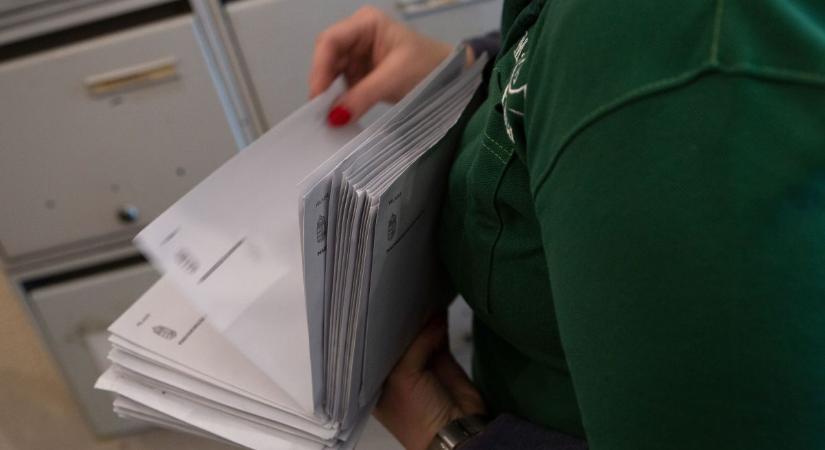 Elrajtolt a nemzeti konzultáció: mindenki véleményezheti a Tisza-adót