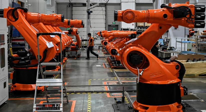 Robotok, kobotok, okosgyárak: a negyedikből már rohanunk az ötödik ipari forradalomba