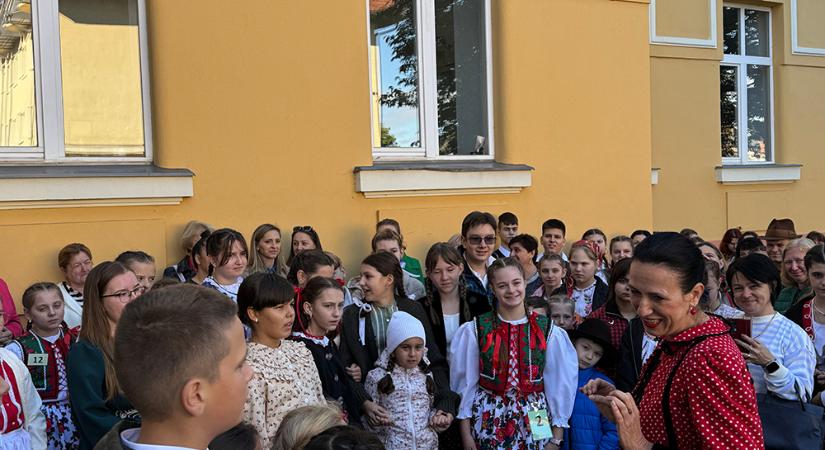 A magyar népmese napját ünnepelték a kis mesemondók