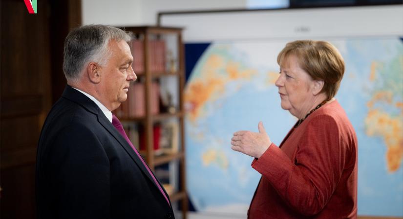 Különleges vendéget fogadott Orbán Viktor a Karmelita kolostorban – fotókon a rendkívüli találkozó