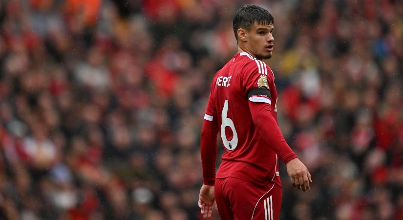 "Kerkez játékát is lehúzza" - kitennék a csapatból a Liverpool gyengélkedő sztárját