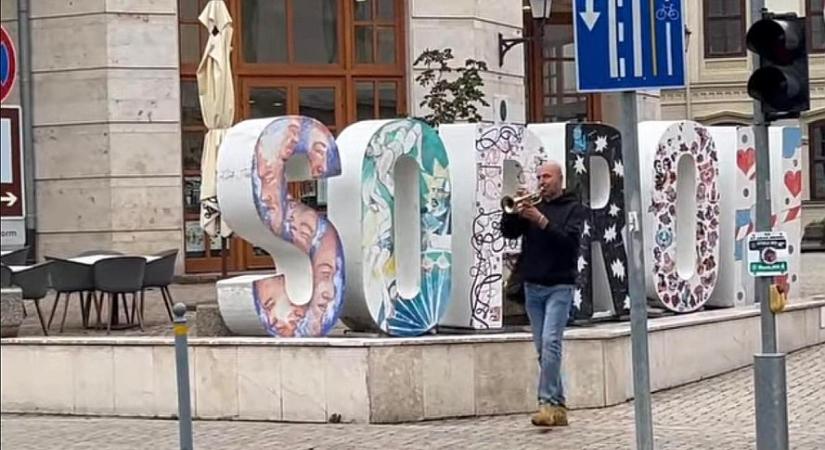 Lázár János pedofíliával vádolta Szabó Bálintot