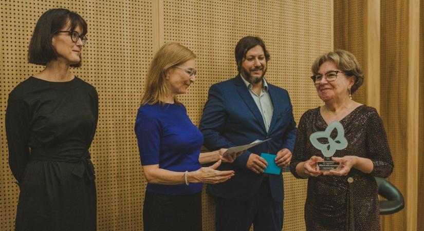 Átadták a Pillangó díjat: három kivételes pedagógus munkáját ismerték el