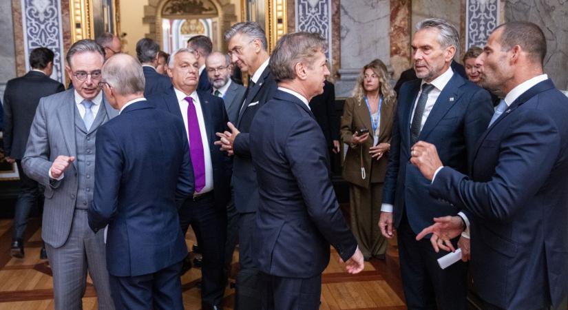 Orbán Viktor: Ha valami berepül hozzánk, azt lelőjük