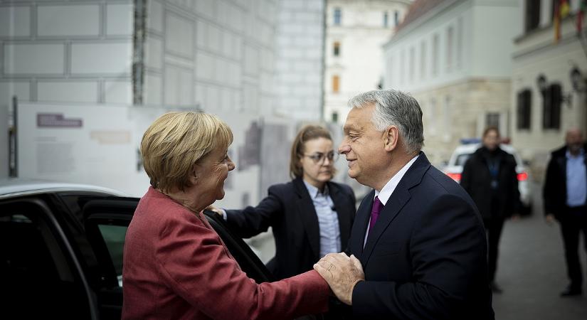 Régen látott ismerős látogatott a Karmelitába