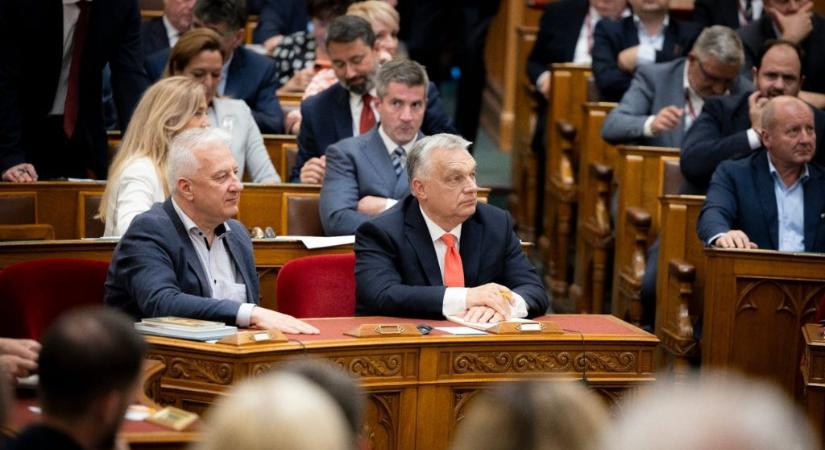 Majdnem elfelejtette a kormány a háborús vészhelyzet meghosszabbítását, rendkívüli parlamenti ülést kell összehívni