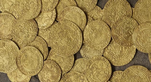 Tudor-kori kincs bukkant elő egy angliai kertből