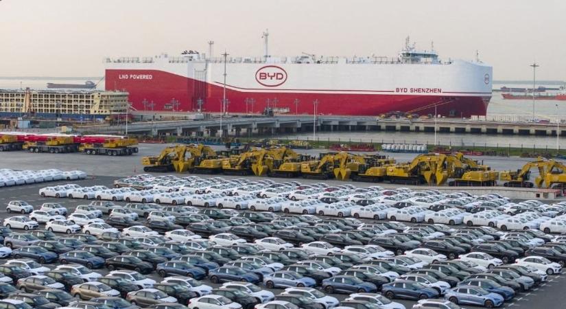 Warren Buffett megszimatolhatott valamit, tovább húzódik a BYD vesszőfutása