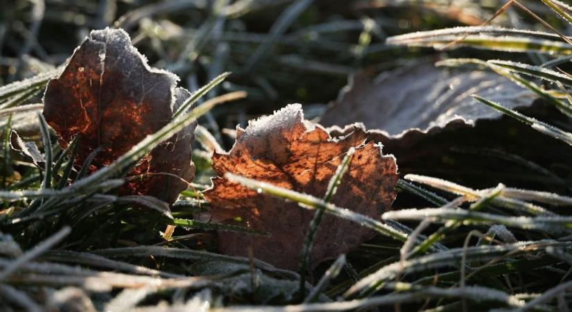 Nem tágít a hideg, van ahol már fagyra kell számítani – a jövő héttől viszont jön a fordulat