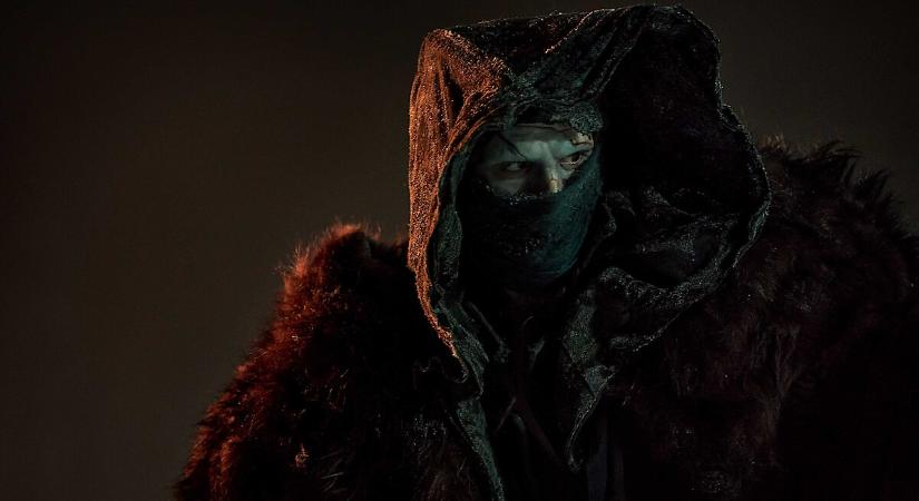 Guillermo del Toro Frankensteinjének új előzetesében végre a szörny is megmutatja magát