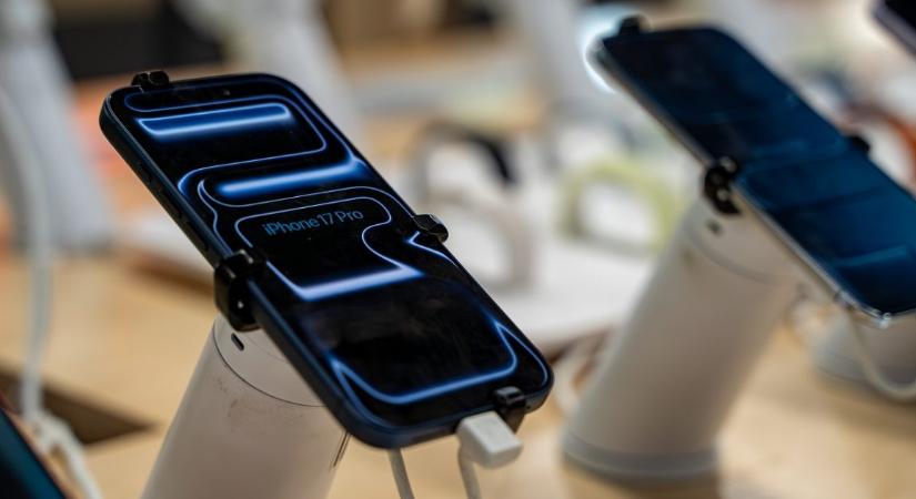 Szédülésre és hányingerre panaszkodnak az iPhone-tulajdonosok