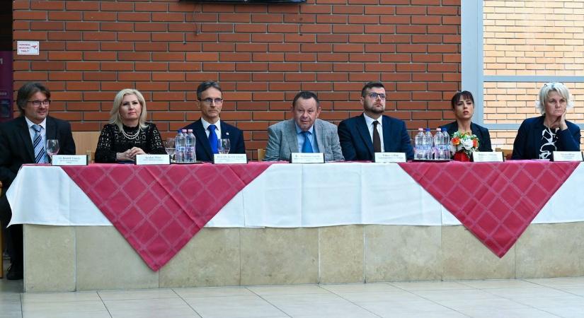 ELTE: ünnepélyes aláírások a gépészmérnöki képzésben