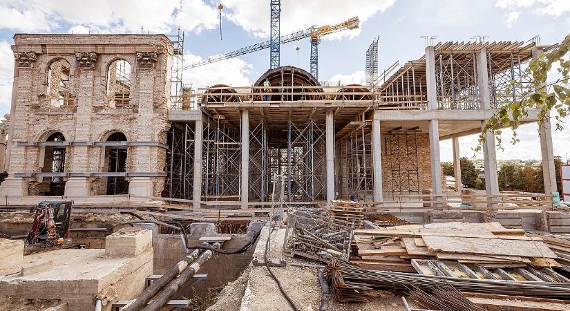Újabb fázisba lépett a Budavári Palota megújítása