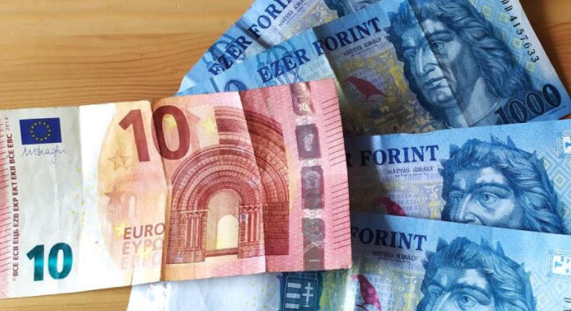 Erőre kapott estére a forint