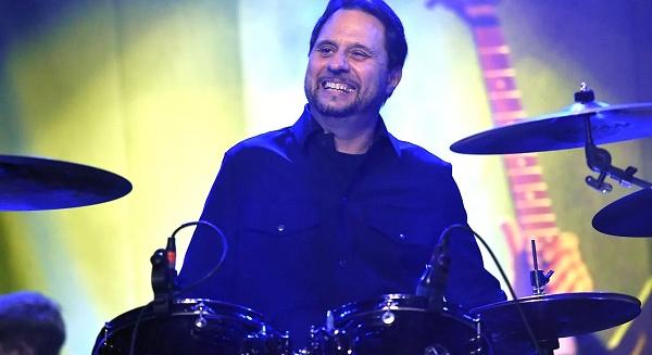 Dave Lombardo: "mindent a jazz-dobosok csináltak először"