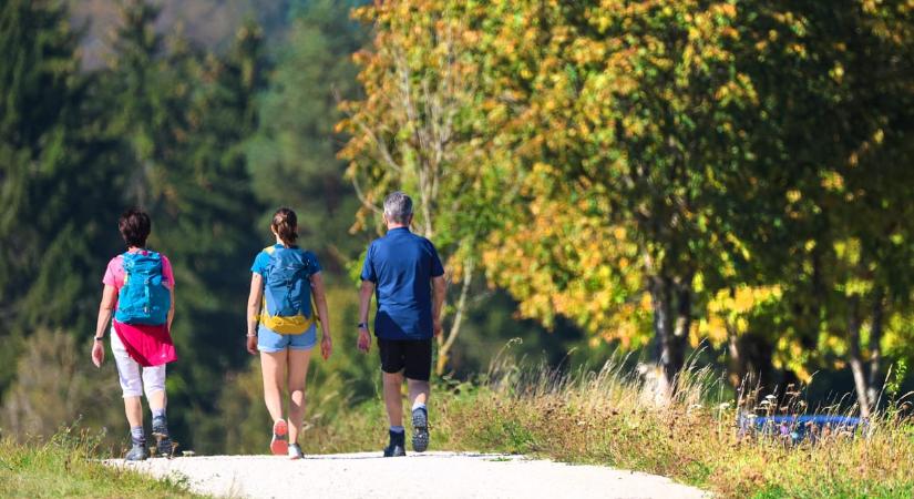 Egy-két napig még velünk marad a hűvösebb idő, de jövő héten ismét érdemes lesz elővenni a rövidnadrágokat