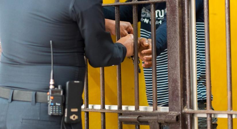 Halálbüntetést kaphat egy 23 éves turista Thaiföldön, óriási hibát követett el